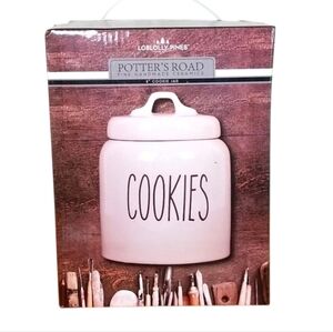 NEW NIB Potter's Road 8" Handmade Ceramic Cookie Jar